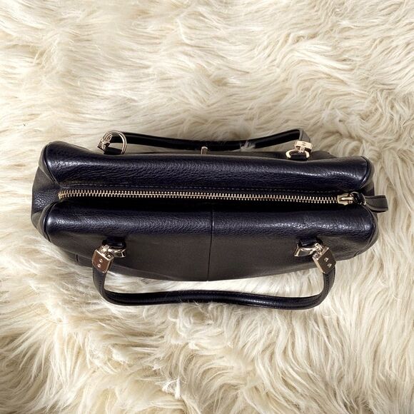 Coach Black Leather Bag Gold Accents Lightweight Office siren Corp Core Like New - Picture 9 of 13